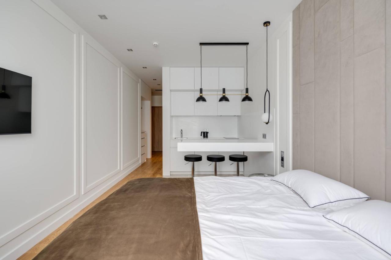 Basis Apartments - Adults Only Kiev Exterior foto