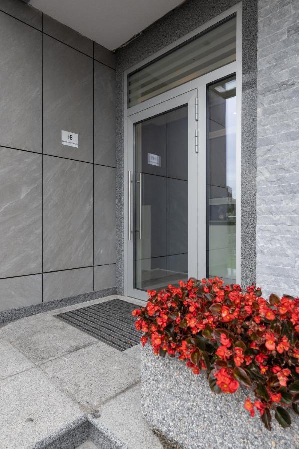 Basis Apartments - Adults Only Kiev Exterior foto