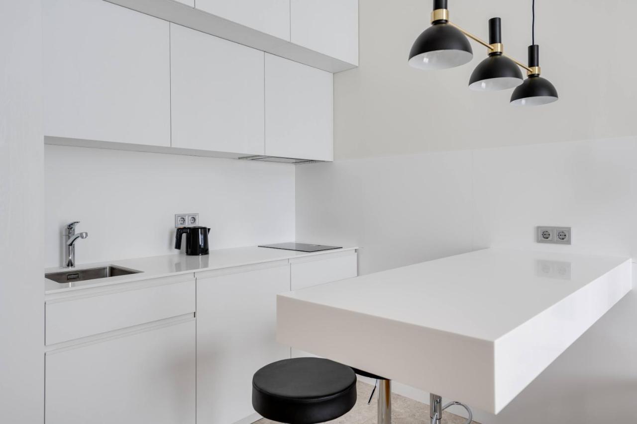Basis Apartments - Adults Only Kiev Exterior foto